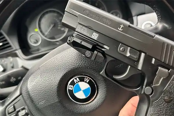 اسلحه BMW